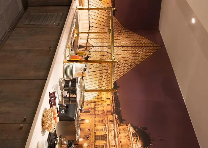 Elysa-luxembourg Paris