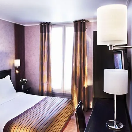 Elysa-luxembourg 3* París